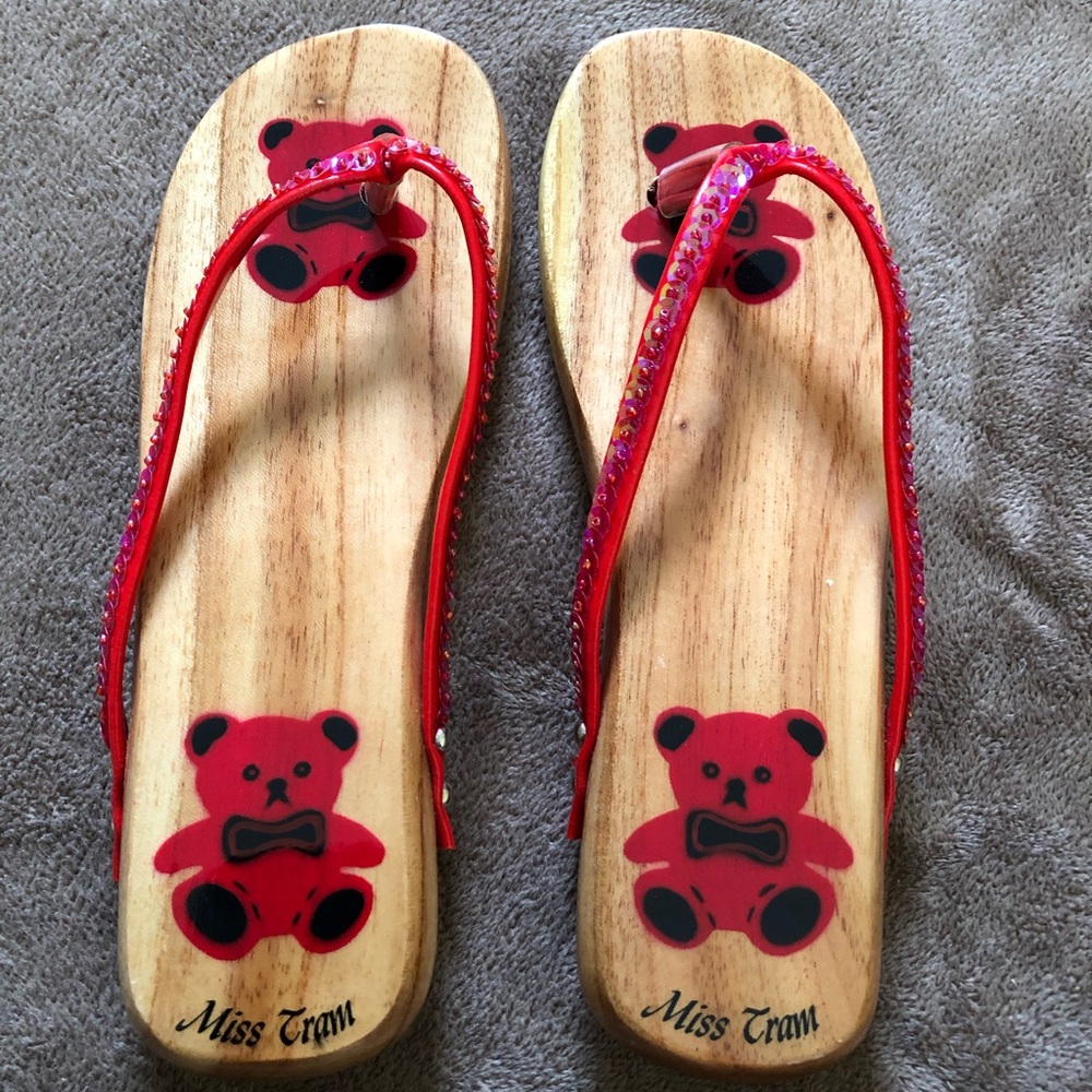 Wooden Flip-Flops  Women’s Size 7